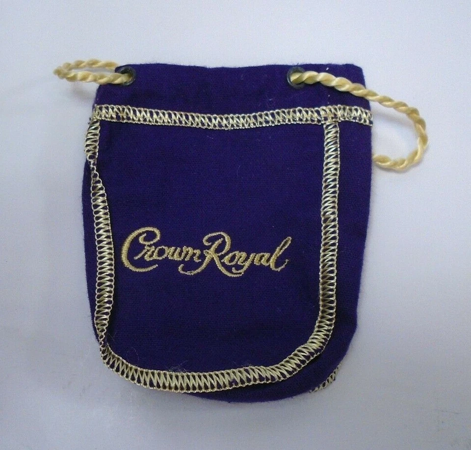 Crown Royal Bags Mini 50 ml Tirador Pequeño Tamaño Elección de Color/Estilo 4" Foto 1 de 1