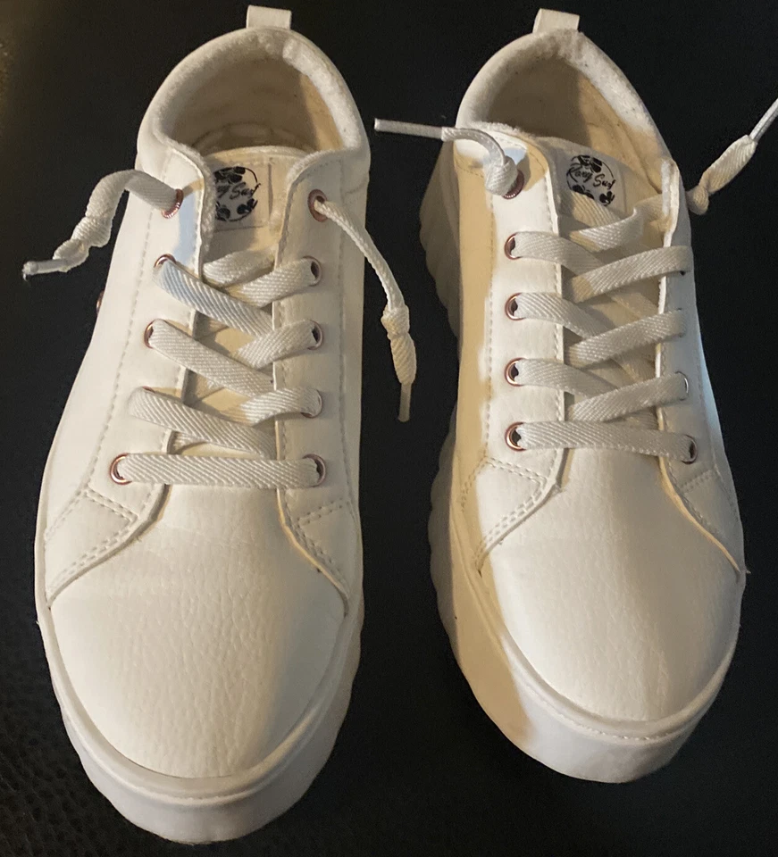 Roxy  Surf  Cannon  Women’s White Sneakers 1 1/2 Bottom Size 8.5 — 第 1/4 张图片