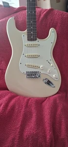 Fender Standard Stratocaster Vintage 1994 - Picture 1 of 14
