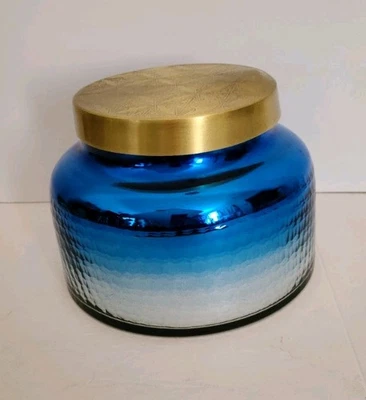 Anthropologie Capri 蓝色火山 JUMBO 蜡烛 48 盎司 Ombre 蓝色水星玻璃 — 第 1/4 张图片