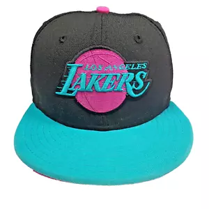 Gorra ajustada clásica de madera dura de la NBA de Los Angeles Lakers 71/2 New Era 59Fifty - Imagen 1 de 9