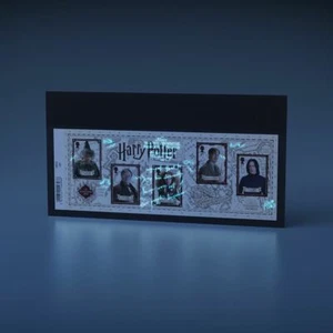 Royal Mail - Harry Potter - UV Licht Beleuchtung Bogen mit 5 Marken - postfrisch - Bild 1 von 8