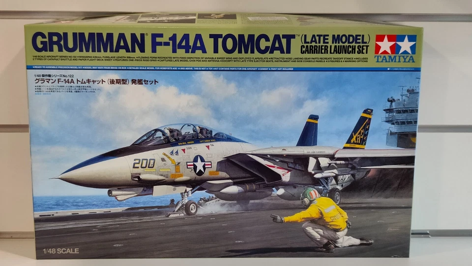 GRUMMAN F14 A TOMCAT con base di lancio 1-48 aereo militare caccia Tamiya 61122 - Immagine 1 di 4