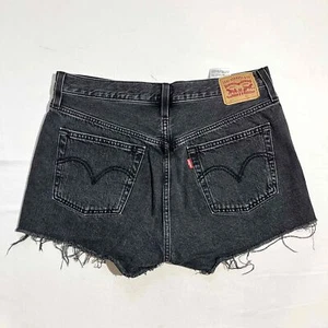 Levi's Black Frayed Hem Button Fly 501 Shorts Womens Size 32 - Picture 1 of 13