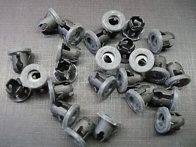 25pc 3/16 x 1/4 emblem script name plate ornament sealer nuts for Dodge DeSoto — 第 1/4 张图片