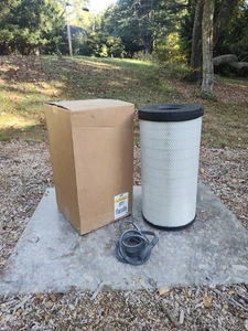 Genuine OEM Wix 46863 Air Filter - Picture 1 of 7