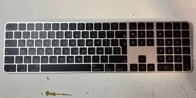 DOES NOT WORK Apple Magic Keyboard with Touch ID & Numeric Keypad A2520 US - Image 1 of 2