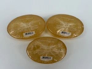 3x Bath & Body Works Pleasures sanfte Glycerinseife cremige Kokosnuss je 4 Unzen - Bild 1 von 4