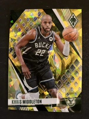 2023 Panini Phoenix - Yellow Ice #199 - Khris Middleton - Milwaukee Bucks /175 - Imagem 1 de 2