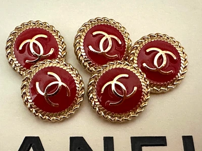 5 VINTAGE CHANEL BUTTONS RED & GOLD ICONIC GOLD COCO MARK BUTTONS approx 20mm - Image 1 of 4