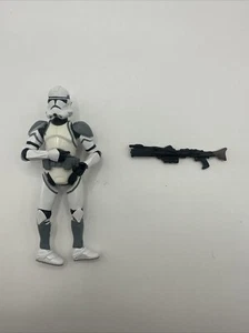 Star Wars CLONE TROOPER Action Figure Clone Attack On Coruscant Battle Pack ROTS - Picture 1 of 7