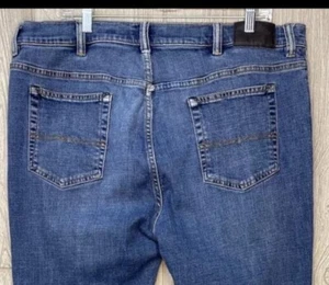 Lucky Brand Mens Jeans Blue Denim Relaxed Straight Medium Wash Size 40 X 32 - Picture 1 of 9