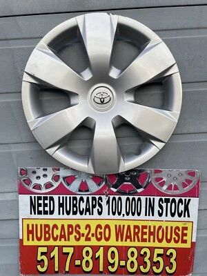 Toyota Camry 2007-2011 16" 6 radios 1 tapacubos usado bordillo frotar cubierta de rueda bonito fabricante de equipos originales Foto 1 de 4