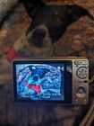 Sony Cyber-Shot DSC-S950 10,1-MP-Digitalkamera silber mit Ladegerät 