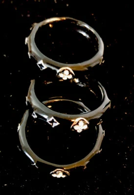 Ivory Enamel Crystal Disigner clover  Ring Size 6 1/2 3/8 Band Chocolate - Image 1 of 4