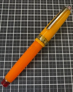 SAILOR Professional Gear Fountain Pen Cocktail Series 2018 Tequila Sunrise MF - Picture 1 of 12