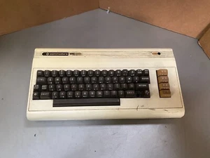 Vintage Commodore Vic 20 Computer - PARTS - Picture 1 of 14
