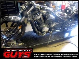 2011 11-15 YAMAHA ZVS1300CUC XVS1300 STRYKER 1300 Oem AMBER REFLECTORS REFLECTOR - Picture 1 of 11