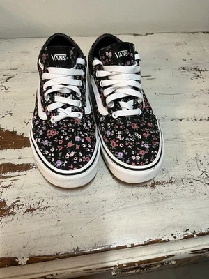 Vans Women’s Size 9 Black Floral Old Skool Sneakers Skate Shoes Indie - Image 1 of 4