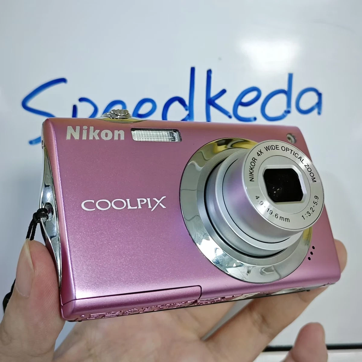 実写美⭕️【動作確認済】Nikon COOLPIX S4000　ゴールド 実写美⭕️【動作確認済】Nikon COOLPIX S4000 ゴールド 実写美