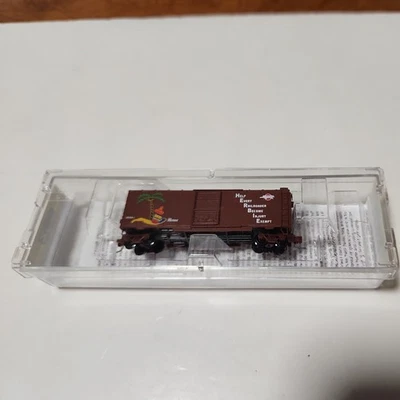 Micro-Trains Z scale 50000610 Missouri Pacific 40' Standard Box Car MP#129685 - Image 1 of 4