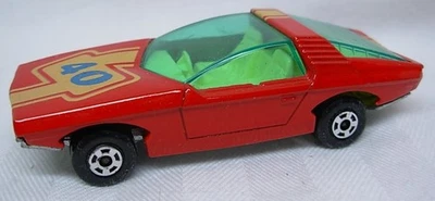 Lesney Matchbox SF #40 Vauxhall Guildsman, red body, unpainted base, cream  intr - Image 1 of 4