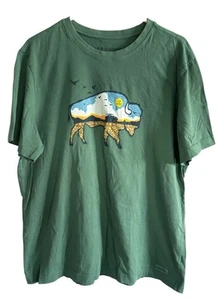 Life is Good Crusher T Shirt Large Men's Buffalo Back Drop Southwest Outdoors - Picture 1 of 5