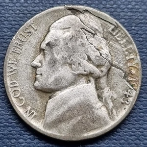 1943 P Jefferson War Nickel - ERROR - Lamination Error - Circulated #94568 - Picture 1 of 2
