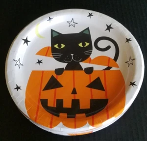 Platos de cena de papel redondo Celebrate 30 CNT 8,6" lanzamiento de calabaza con gatito negro - Imagen 1 de 6