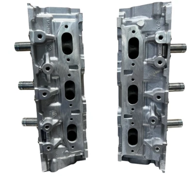 Chrysler 3.5 SOHC Cast# 894 Cylinder Head Pair 300M Pacifica Charger 1998 - 2010 Foto 1 de 4