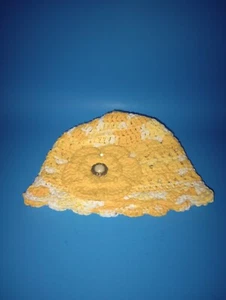  Flapper Crochet Hat 20's Style Cloche  With Flower & Broche Popcorn Yellow - Picture 1 of 6