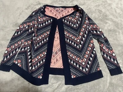 Suéter Cárdigan Geométrico Charlotte Russe Para Mujer Azul Marino Rosa Talla Pequeña Foto 1 de 4