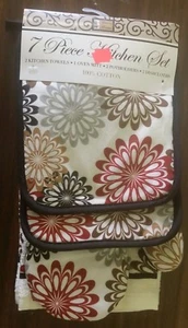 7pc KITCHEN SET:POT HOLDERS,TOWELS,DISHCLOTHS &OVEN MITT,MULTICOLOR FLOWERS#1,BH - Picture 1 of 9