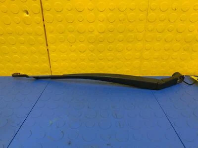 Brazo limpiaparabrisas delantero izquierdo OEM 85221-52410 12 13 15 16 17 18 19 TOYOTA PRIUS C Foto 1 de 3