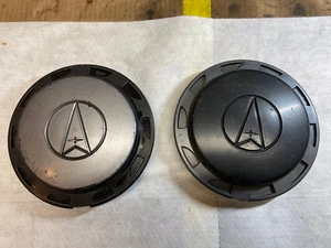 2 Vintage Factory OEM 1988-93 Pontiac Bonneville SSE SSEI Wheel Center Caps - Picture 1 of 4