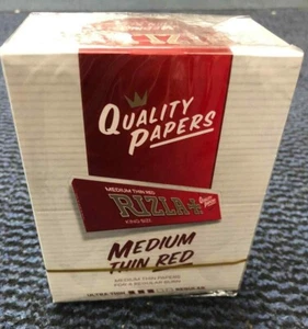 Caja completa de 50 folletos de papel rojo rodante para fumar talla Rizla King solo £24.99 - Imagen 1 de 1