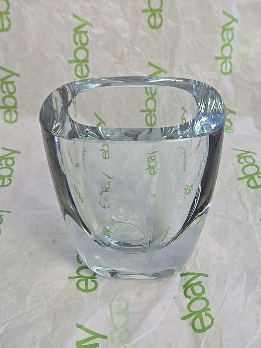 スウェーデン スタジオグラス Strömbergshyttan スウェーデンのガラスメーカーStrombergshyttanのワイングラス2