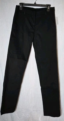 Pantalón IZOD Junior's Recto Elástico Sarga Talla 9 Negro Fácil Cuidado Precio de venta sugerido por el fabricante $40 Foto 1 de 4