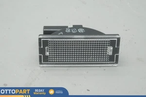 Lámpara de cortesía interior maletero Lexus SC430 2002-2010 Toyota ICHIKOH OEM - Imagen 1 de 7