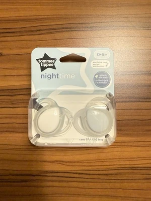 TOMMEE TIPPEE 0-6 MONTHS NIGHT TIME GLOW PACIFIERS ~ BPA FREE! - Image 1 of 2