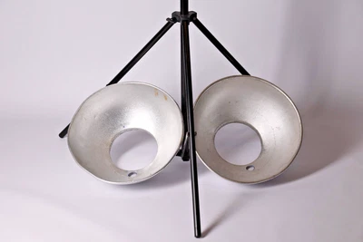 Set of two Bowens L series 15" Spillkill Reflectors - Image 1 of 4