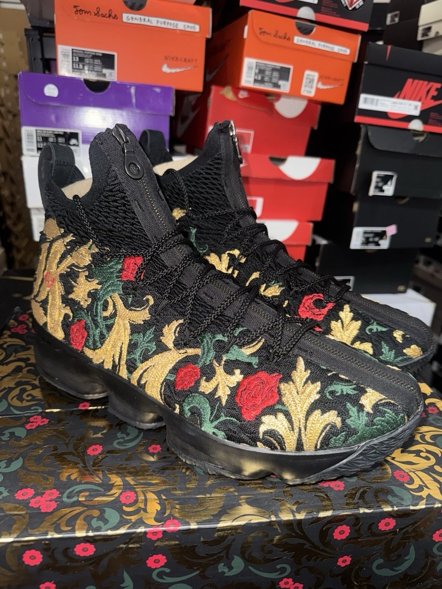 Preços baixos em Nike Kith x LeBron Performance 15 Closing Preços baixos em Nike Kith x LeBron Performance 15 Closing
