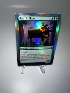 Beast in Show (d Thragtusk) FOIL Unstable Green Common MAGIC CARD MINT UNPLAYED - Picture 1 of 2