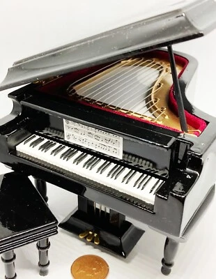 Dolls House Miniature Baby Grand Piano And Stool 1:12 Scale Instrument 70 tumdee - Image 1 of 4