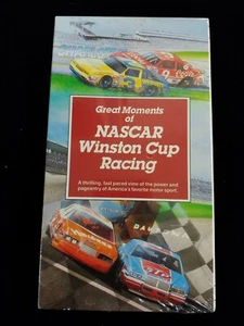 NEU!! GREAT MOMENTS OF NASCAR Winston Cup Racing VHS 1988 Petty Waltrip Elliott - Bild 1 von 2