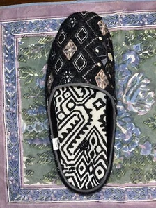 Acorn Womens Single Left Boho Black Slipper Size 7 *Only One Slipper. - Picture 1 of 4