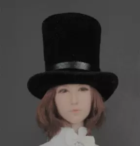 1/6 Scale Top Hat Model Male and Female Soldiers - Picture 1 of 3