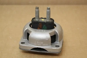 A1662400818 Transmission Mount New genuine Mercedes-Benz part - Picture 1 of 4