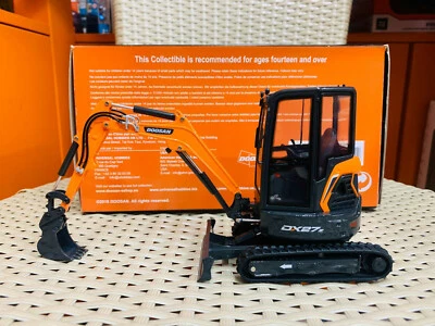 Doosan DX27z Compact Excavator UH8141 1/25 Scale Die-Cast New in Original Box - Image 1 of 4