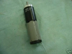 Maxon A-Max Pn: 110867 Dc Motore con / Maxon 110372 Cambio < - Picture 1 of 1